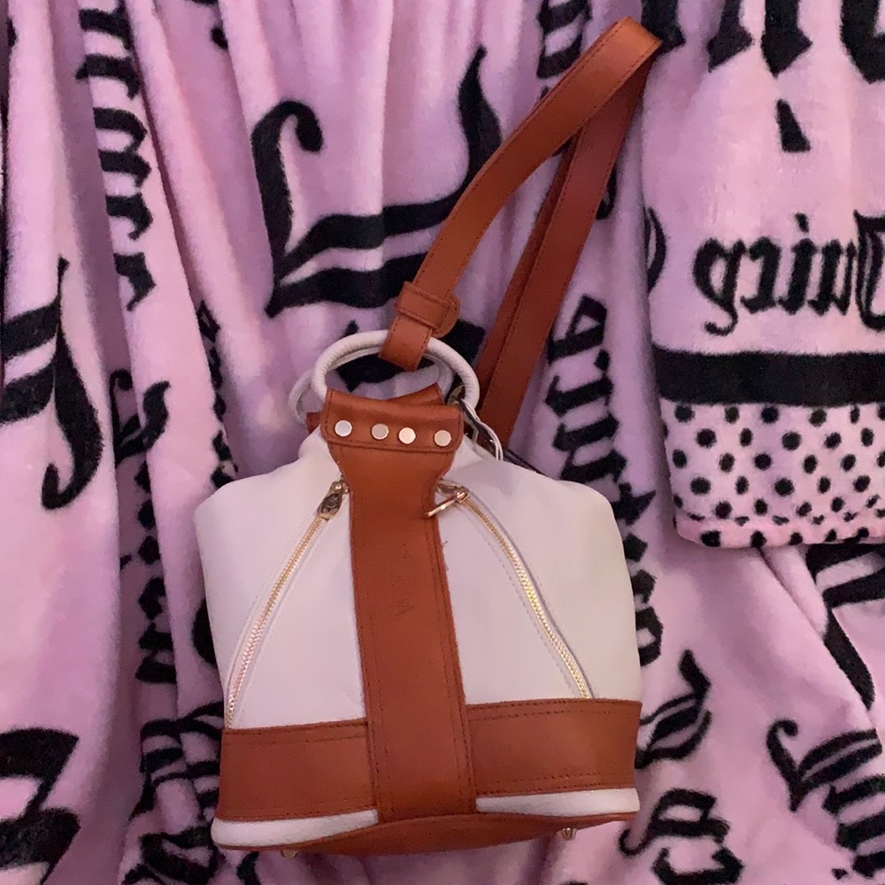 Valentina purse
